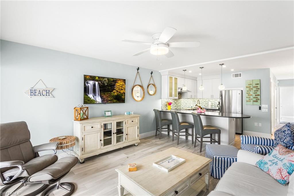 DOLPHIN WAY - Residential