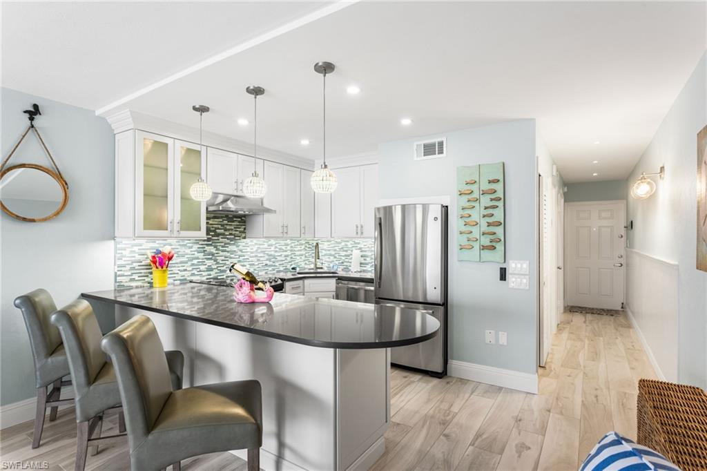 DOLPHIN WAY - Residential