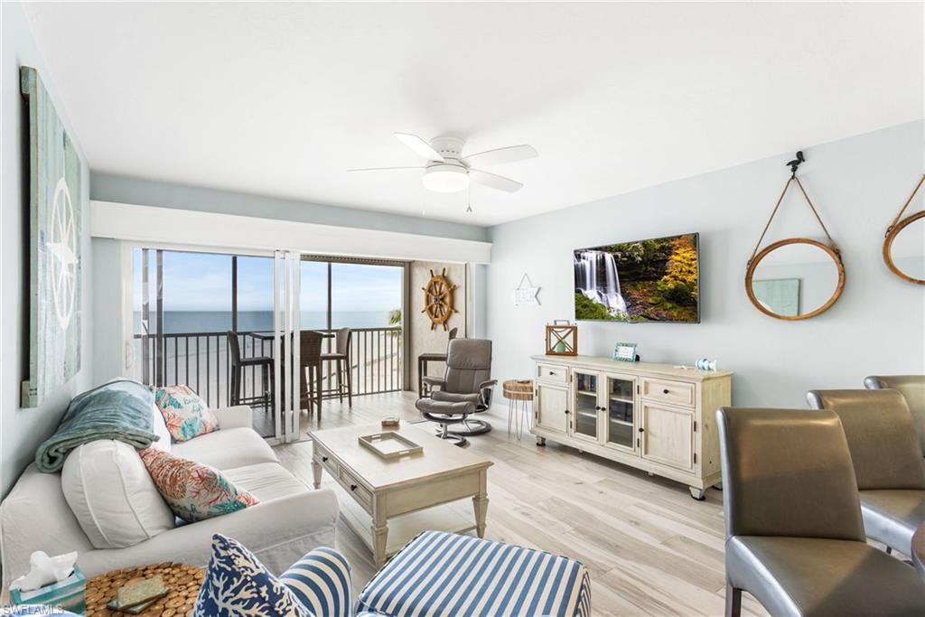 DOLPHIN WAY - Residential