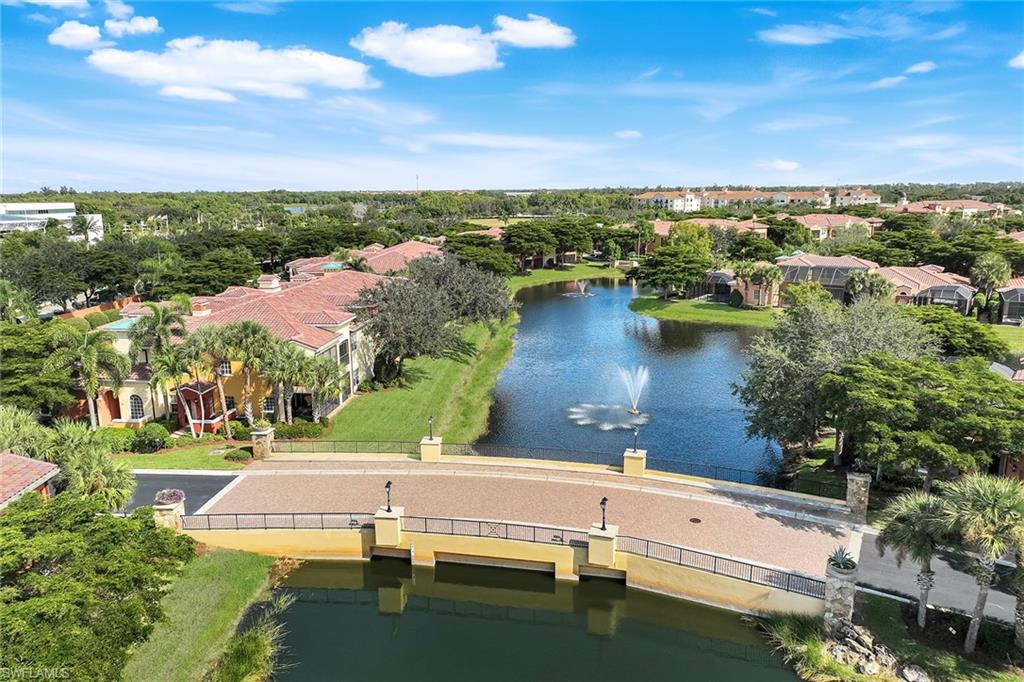 8533 Via Garibaldi CIR 202