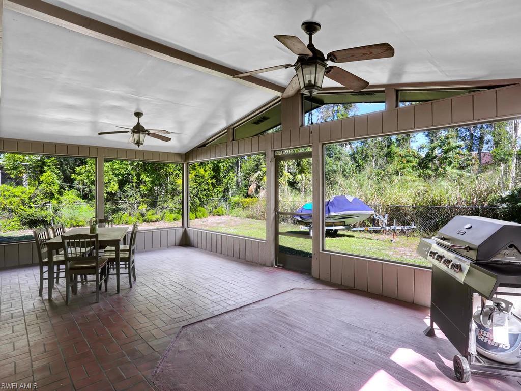 SAN CARLOS PARK - Residential