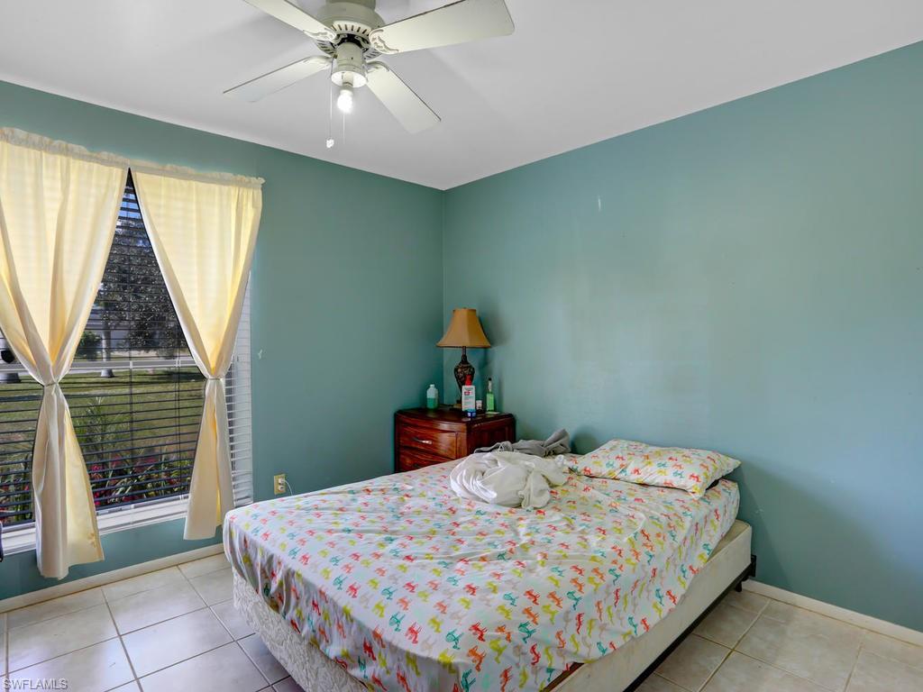 SAN CARLOS PARK - Residential