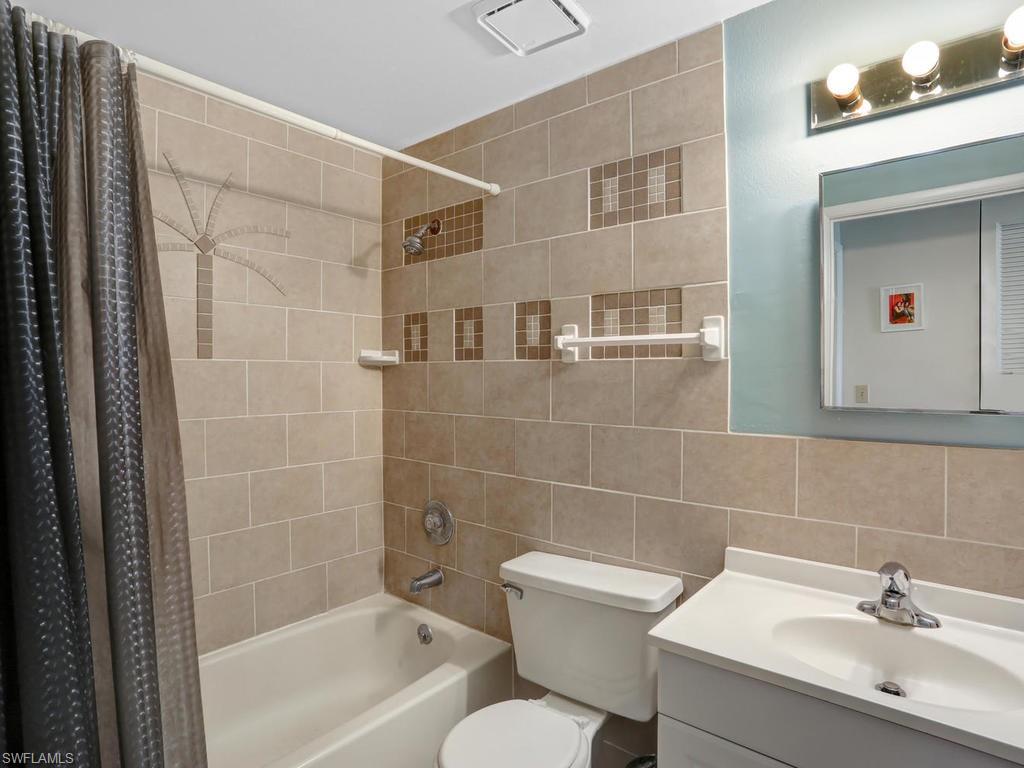 SAN CARLOS PARK - Residential