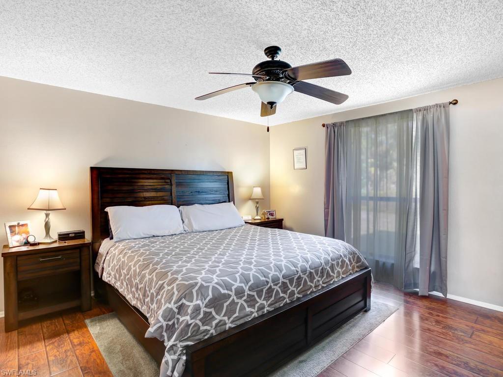 SAN CARLOS PARK - Residential