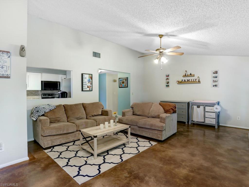 SAN CARLOS PARK - Residential