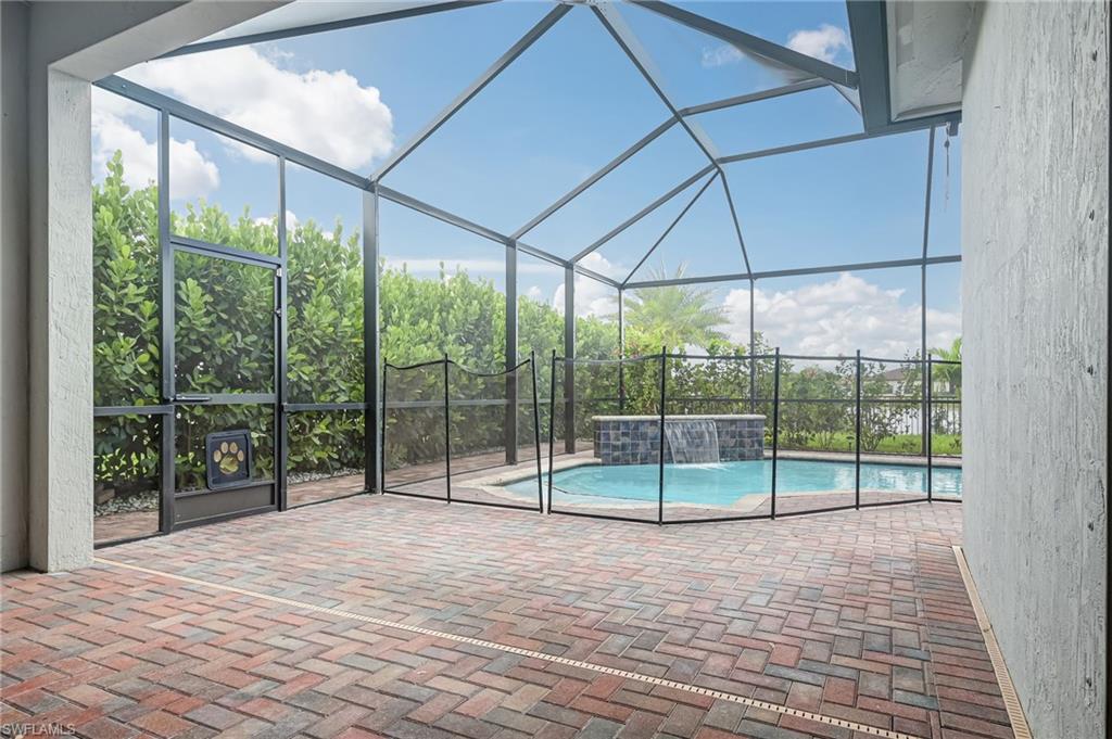 MAPLE RIDGE - Residential