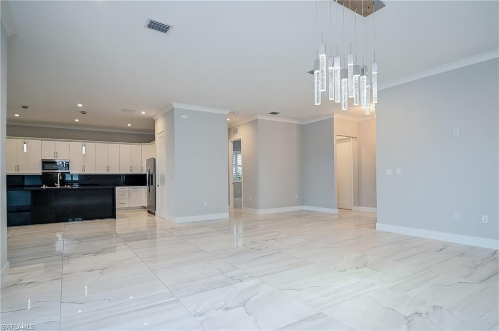 MAPLE RIDGE - Residential