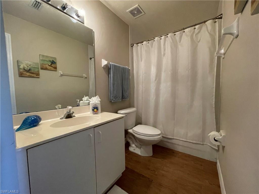 VANDERBILT VILLAS - Residential Lease