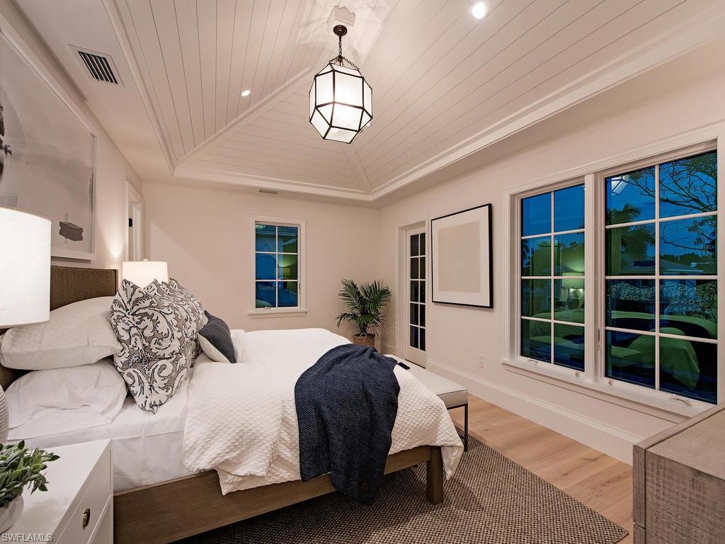 OLDE NAPLES - Residential