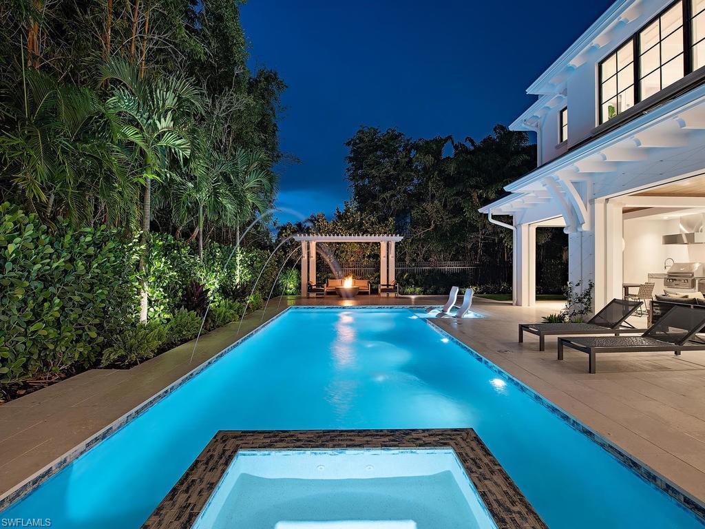 OLDE NAPLES - Residential