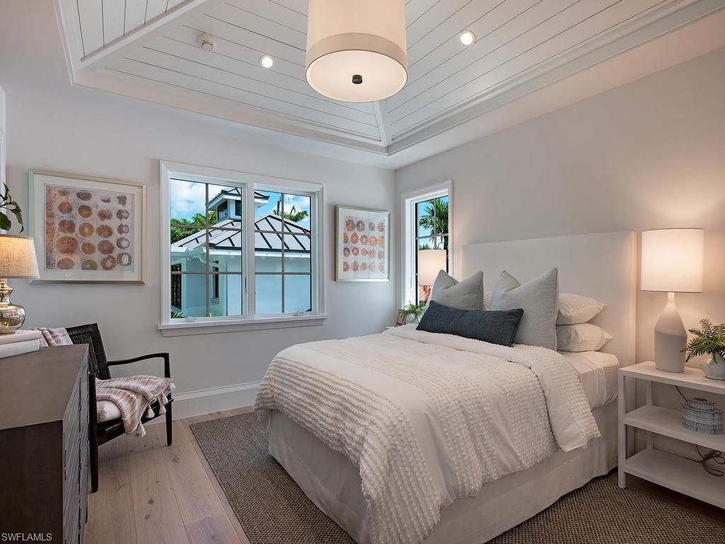 OLDE NAPLES - Residential