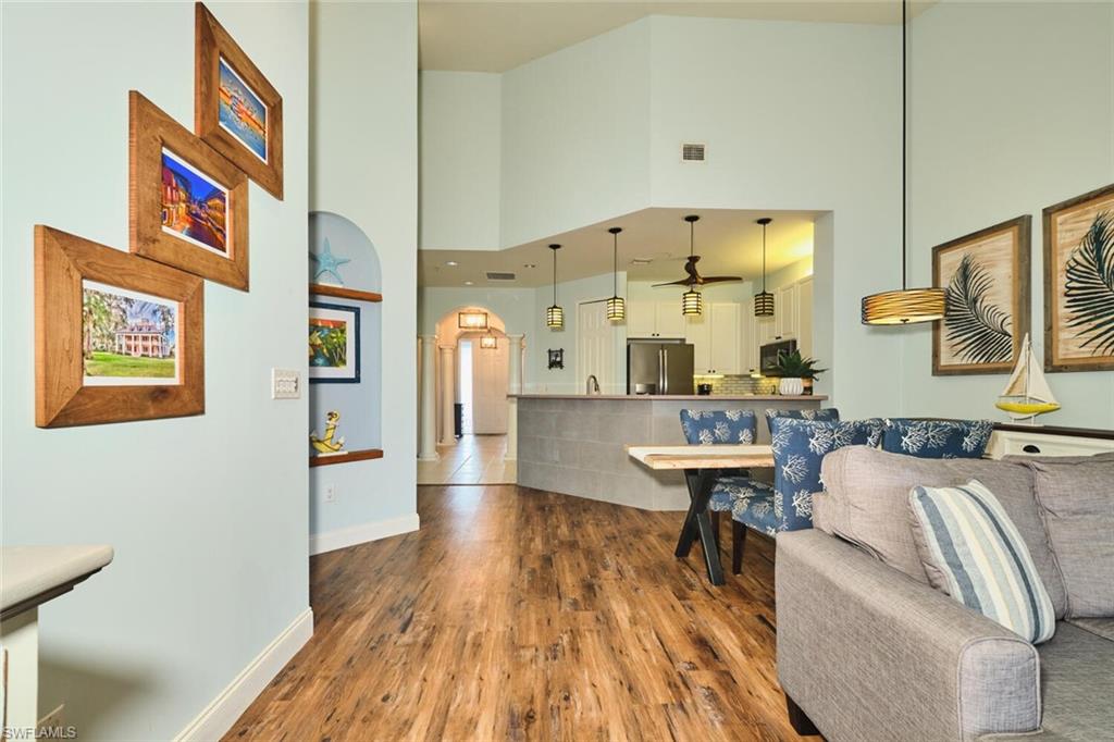 MARINERS COVE - Residential