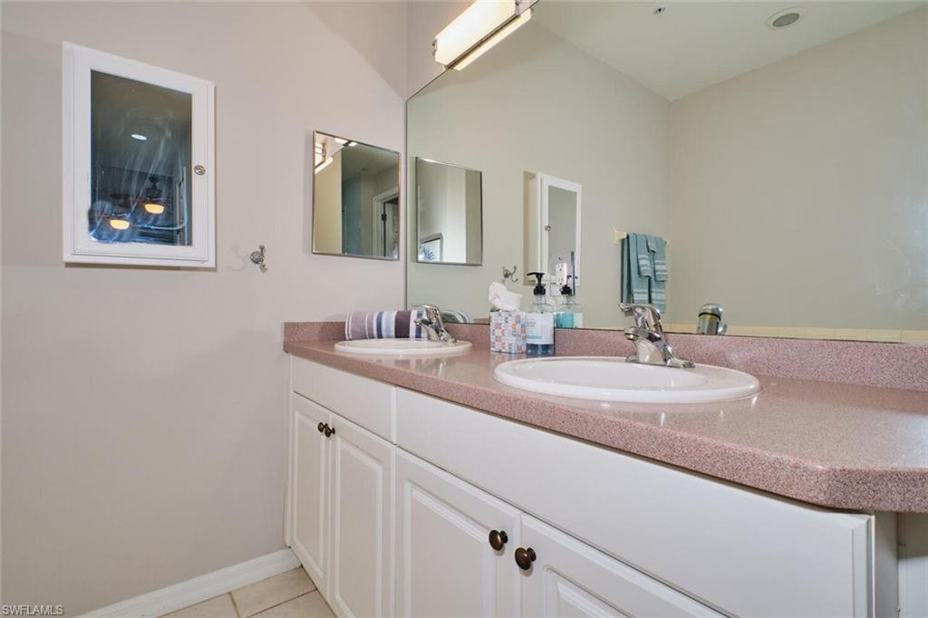 MARINERS COVE - Residential