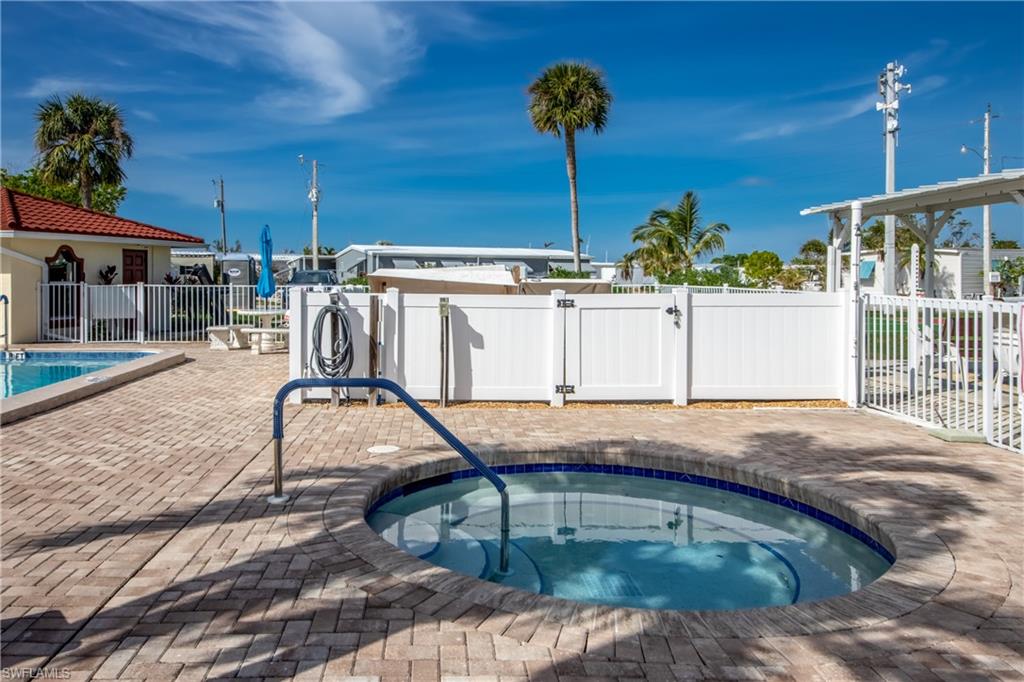 PINE ISLAND COVE - Residential