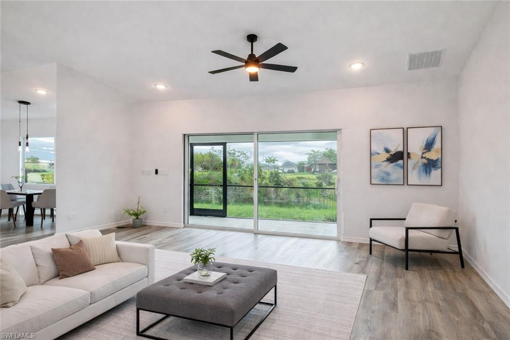 CAPE CORAL - Residential