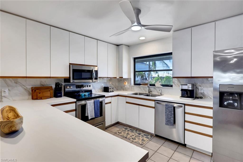 GULF HARBOR - Residential Lease