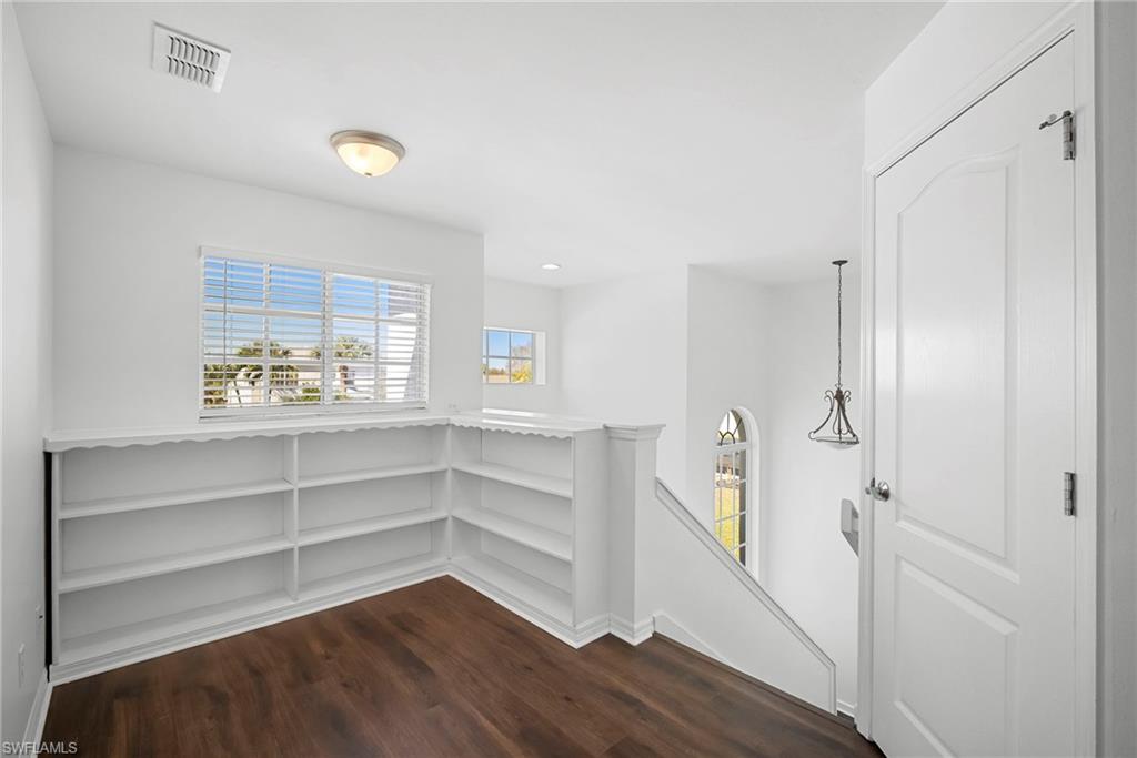 STONEYBROOK - Residential Lease