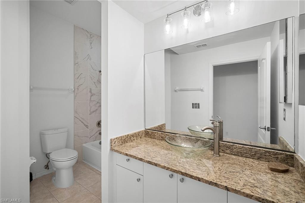 STONEYBROOK - Residential Lease