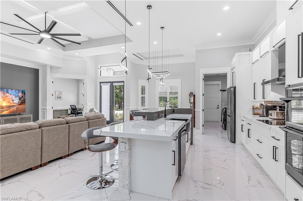 GOLDEN GATE ESTATES - Residential