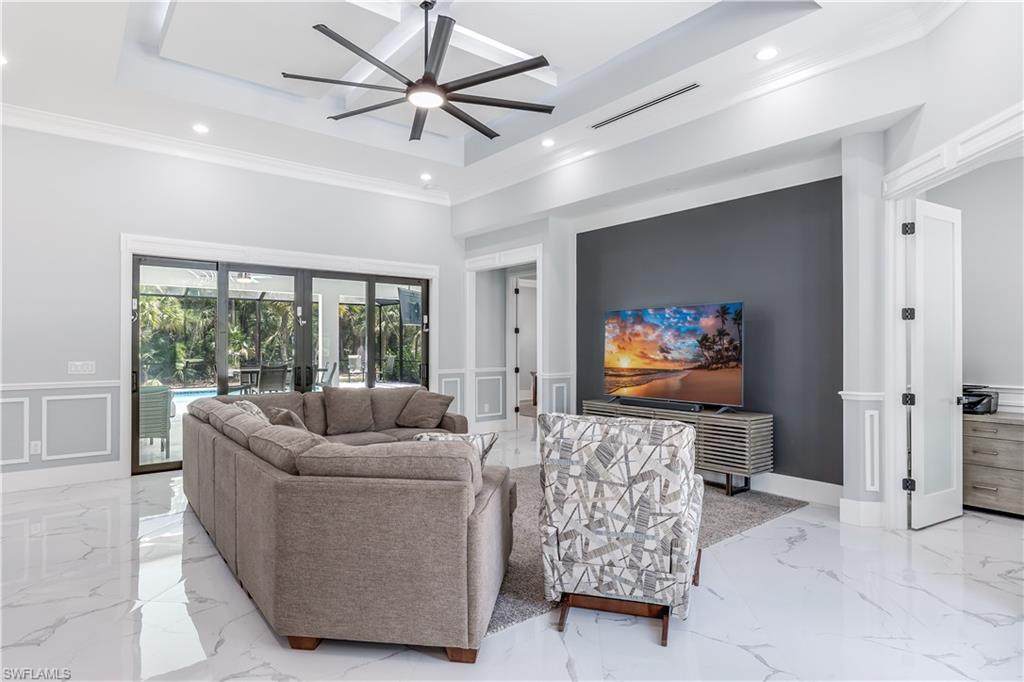 GOLDEN GATE ESTATES - Residential