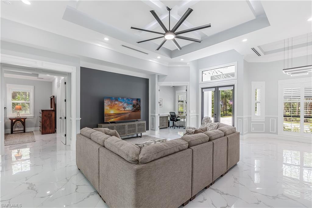 GOLDEN GATE ESTATES - Residential