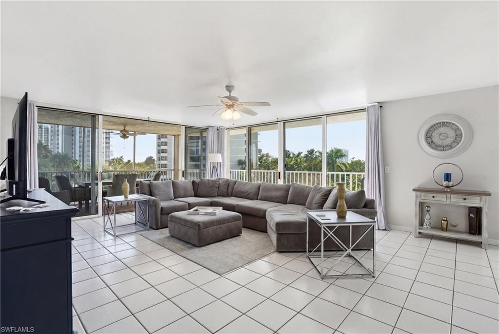 5550 Heron Point DR 304
