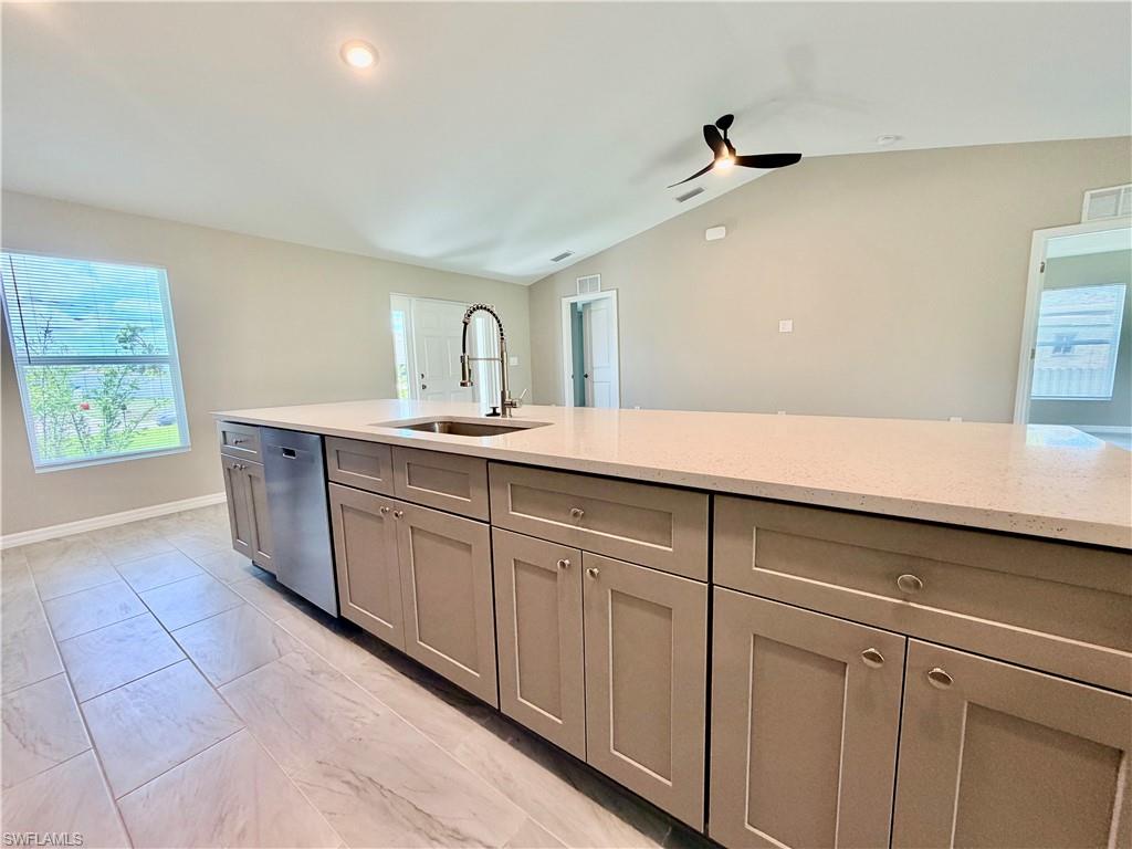 CAPE CORAL - Residential Lease