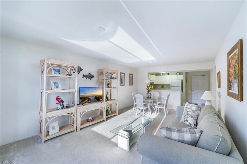 KEY ROYAL CONDOMINIUMS - Residential