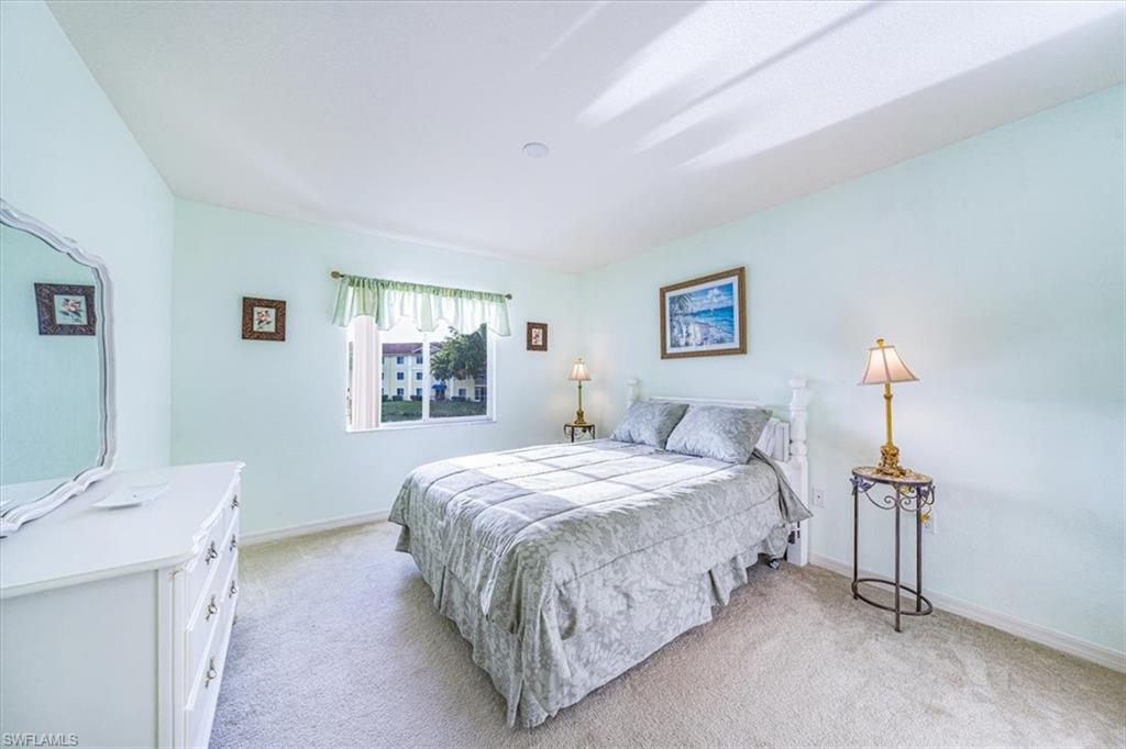 KEY ROYAL CONDOMINIUMS - Residential