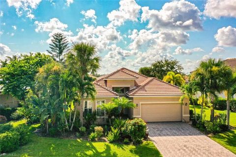 A home in NAPLES