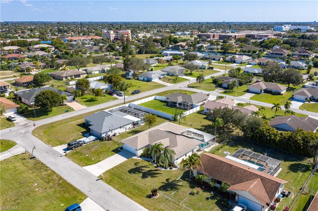 CAPE CORAL - Residential
