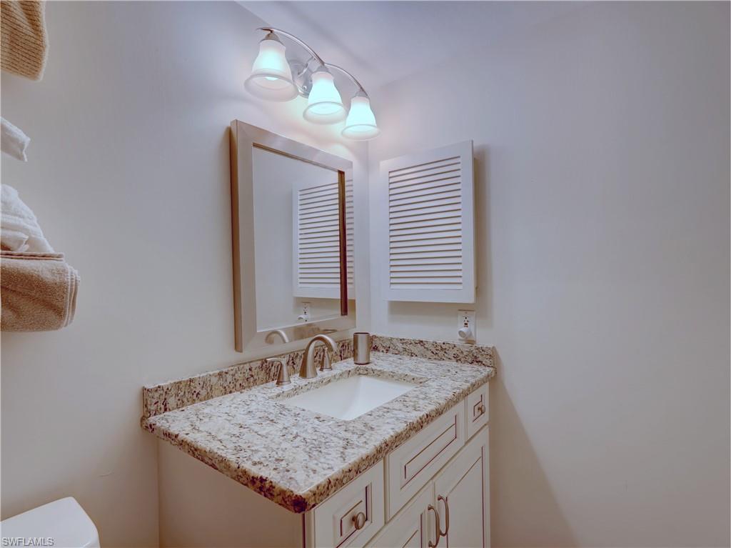 ROYAL PELICAN TOWNHOUSE - Residential