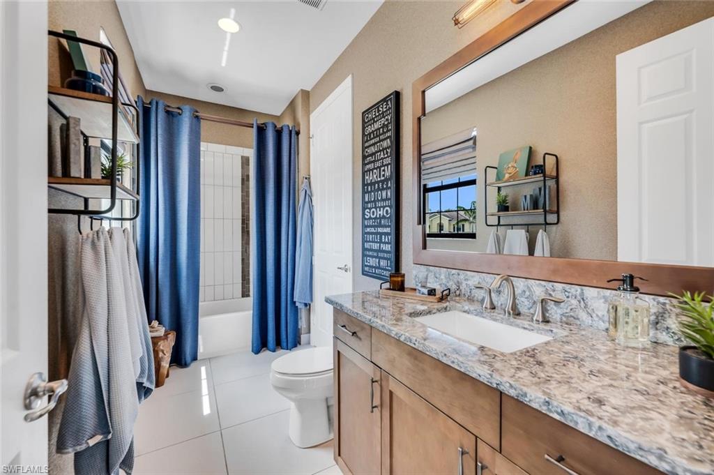 MARBELLA ISLES - Residential