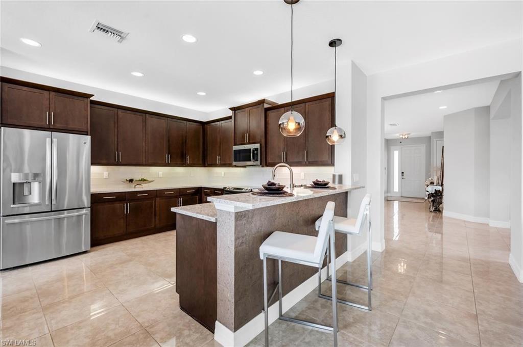 MARBELLA ISLES - Residential