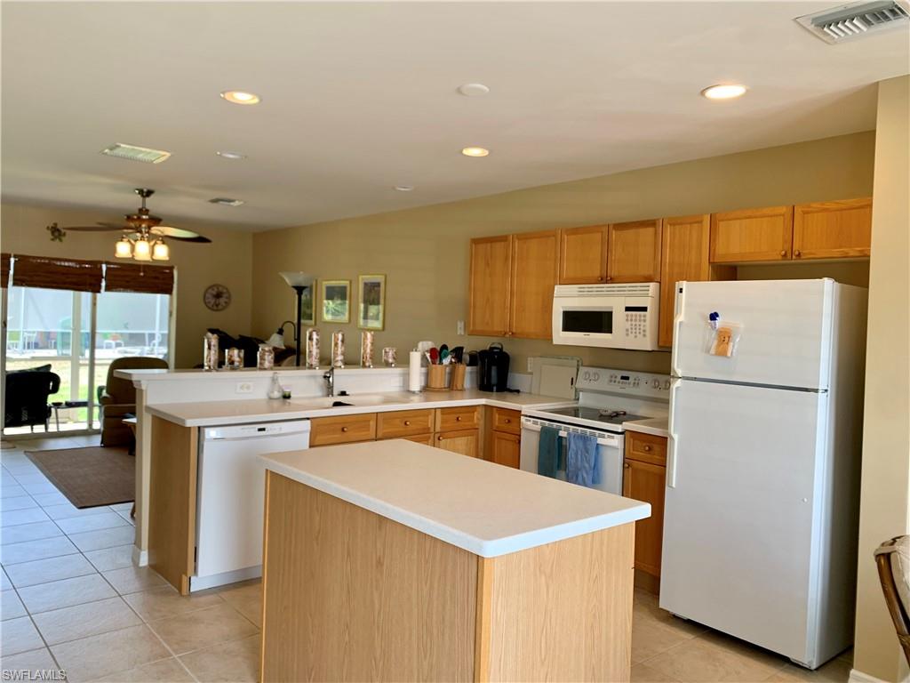 PARADISE PLACE - Residential