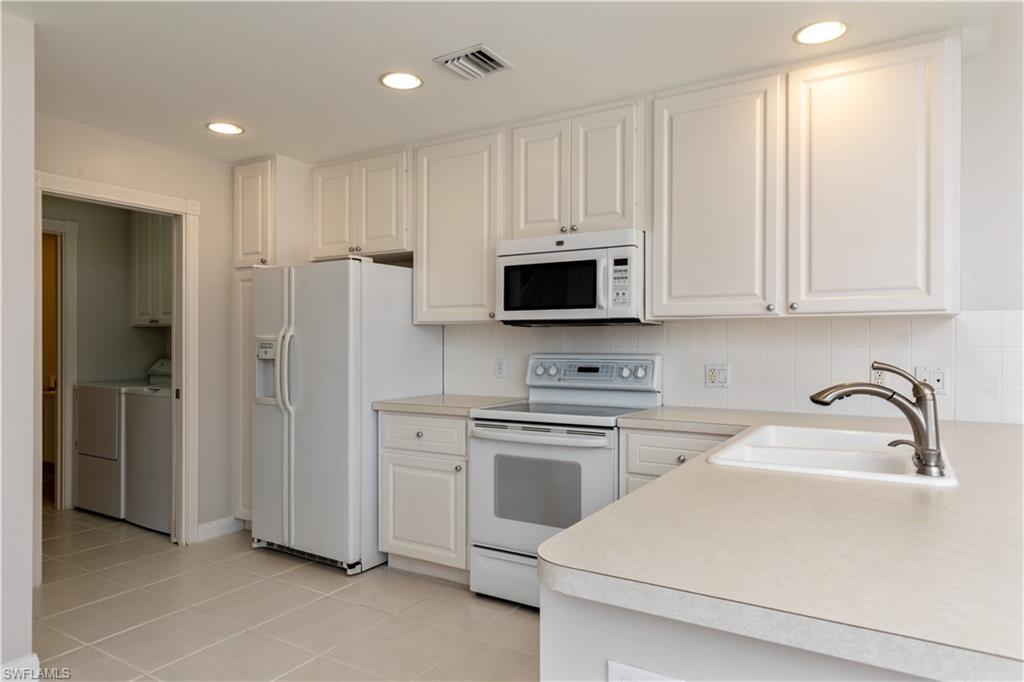 ISLAND WALK - Residential