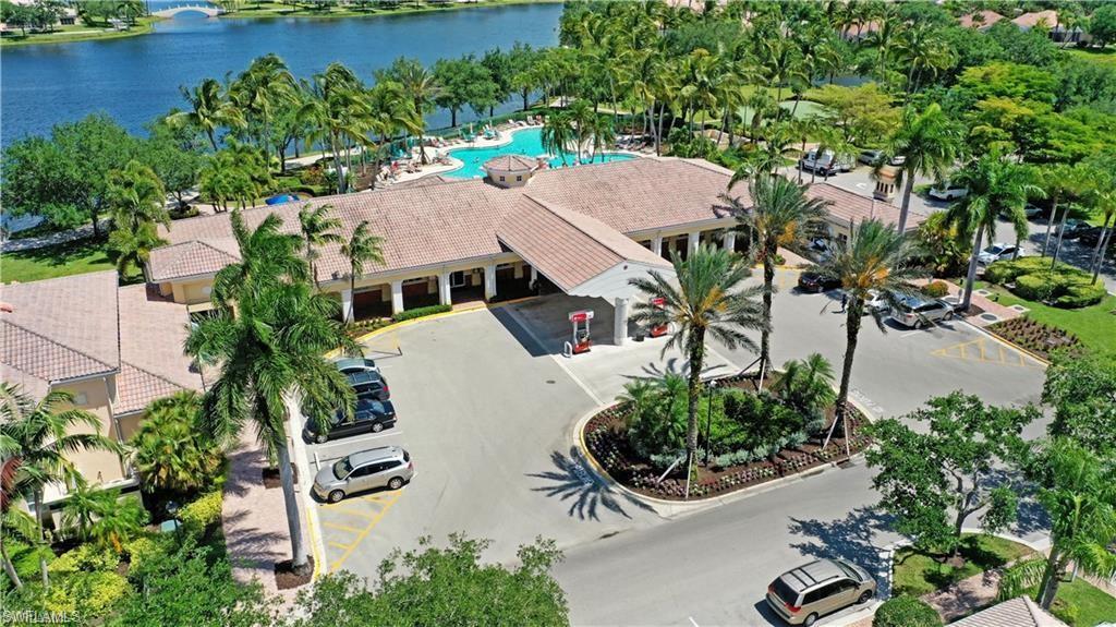 ISLAND WALK - Residential