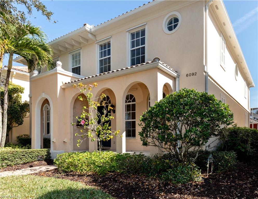 ISLAND WALK - Residential