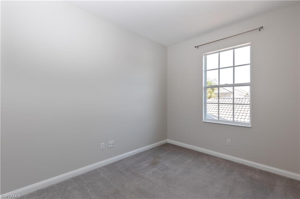 ISLAND WALK - Residential