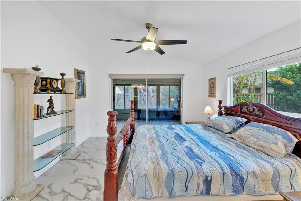 ROYAL WOODS - Residential