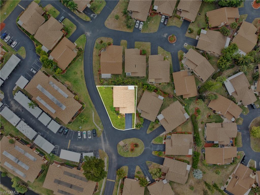 ROYAL WOODS - Residential