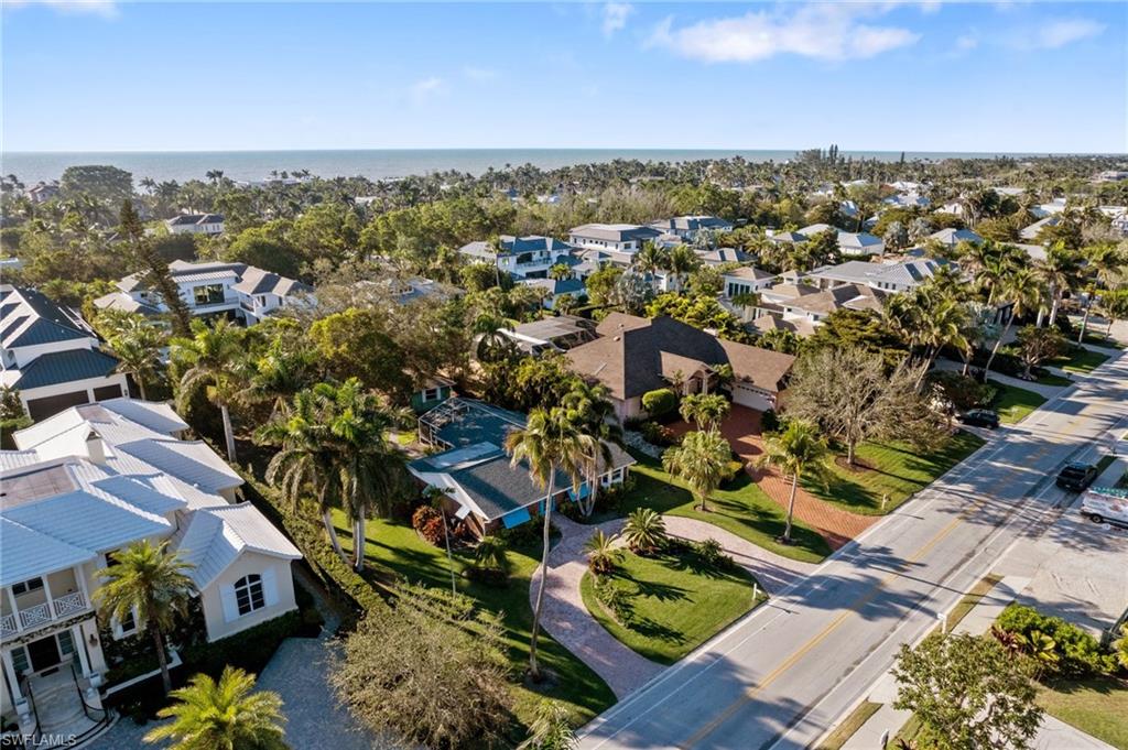 AQUALANE SHORES - Residential