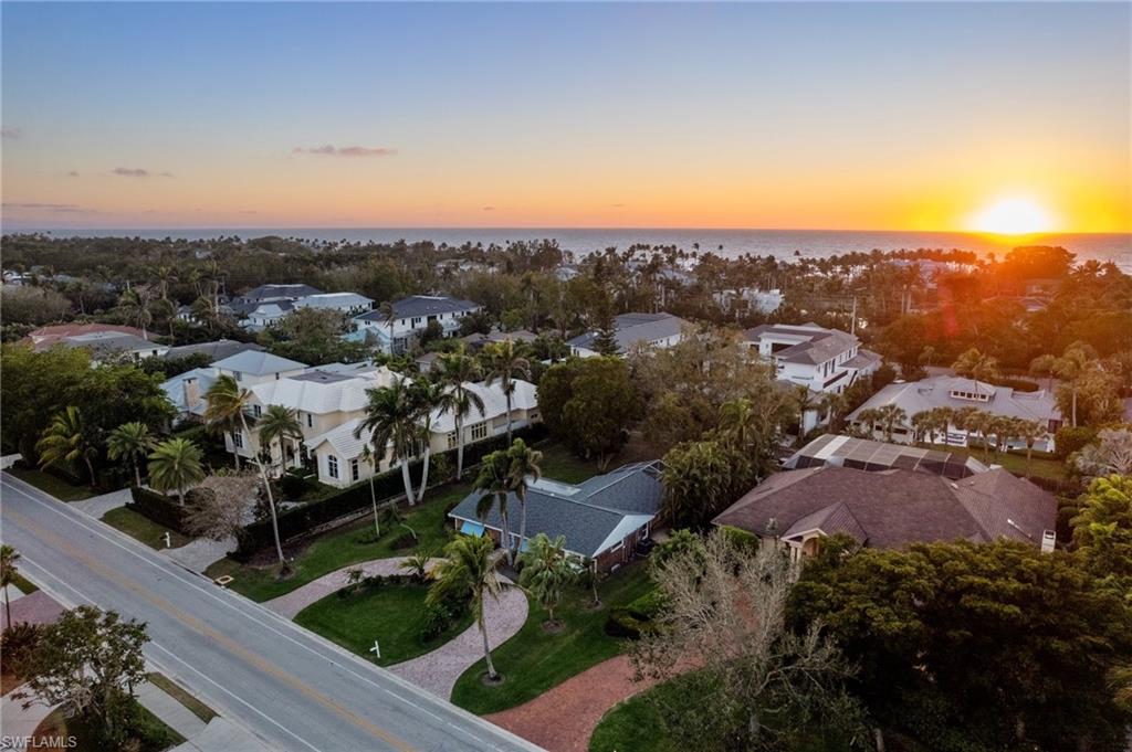 AQUALANE SHORES - Residential