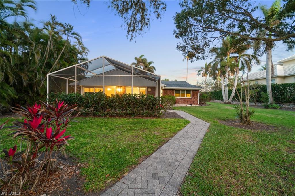 AQUALANE SHORES - Residential