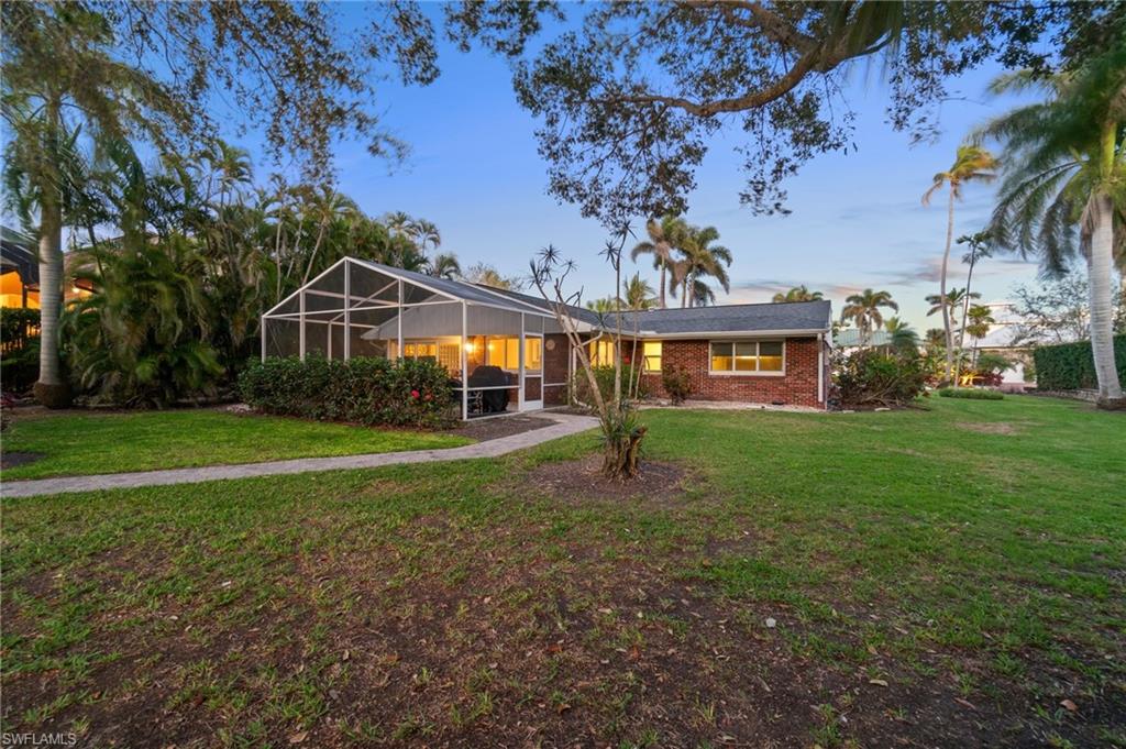 AQUALANE SHORES - Residential