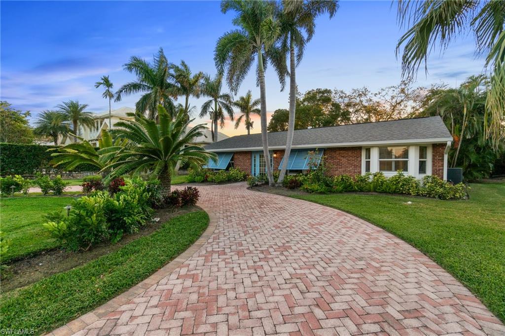 AQUALANE SHORES - Residential