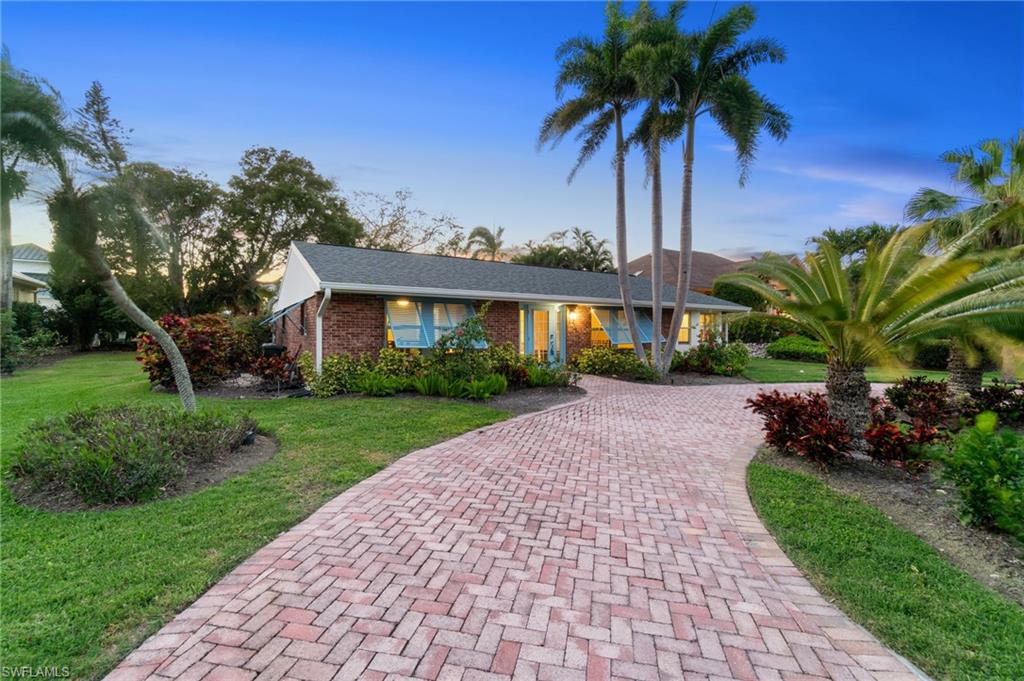 AQUALANE SHORES - Residential