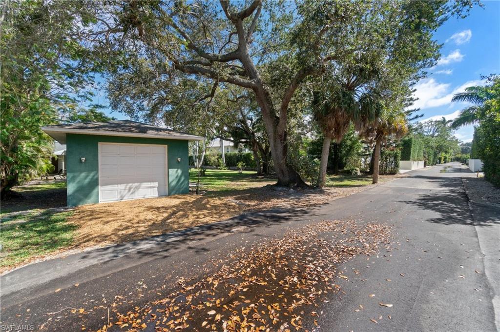 AQUALANE SHORES - Residential