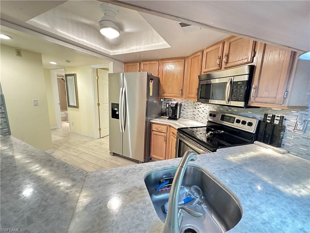 VILLAGES - Residential