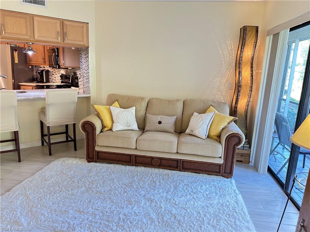 VILLAGES - Residential